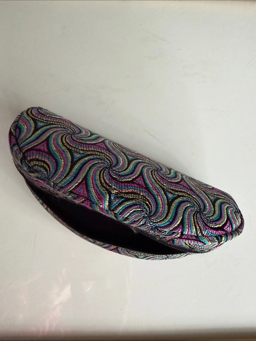 Vintage Psychedelic Swirl Soft Cushioned Eyeglass Case | Zippered Glasses Pouch